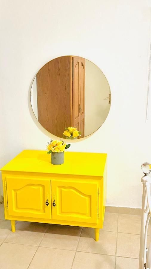 Colorful And Happy Apartment Sukosan - With Parking מראה חיצוני תמונה