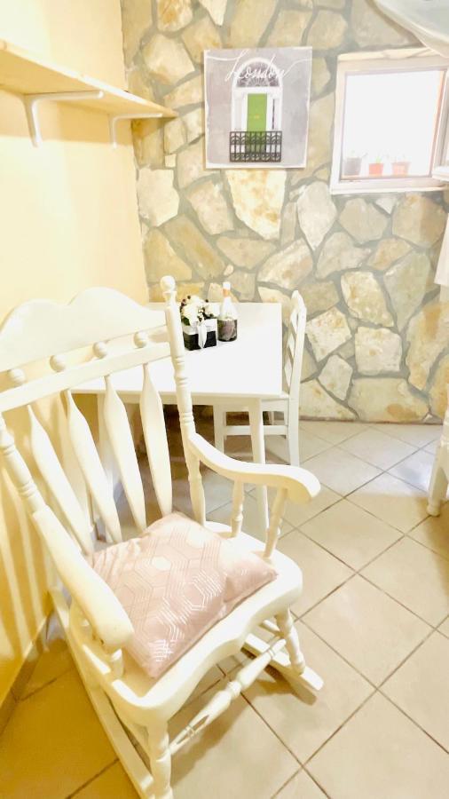 Colorful And Happy Apartment Sukosan - With Parking מראה חיצוני תמונה